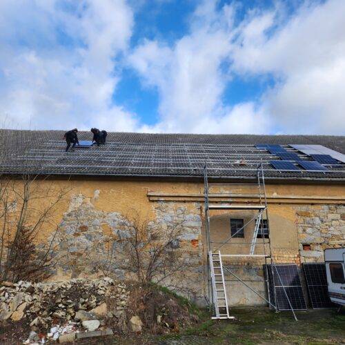 Schritt 4: Montieren der PV-Module